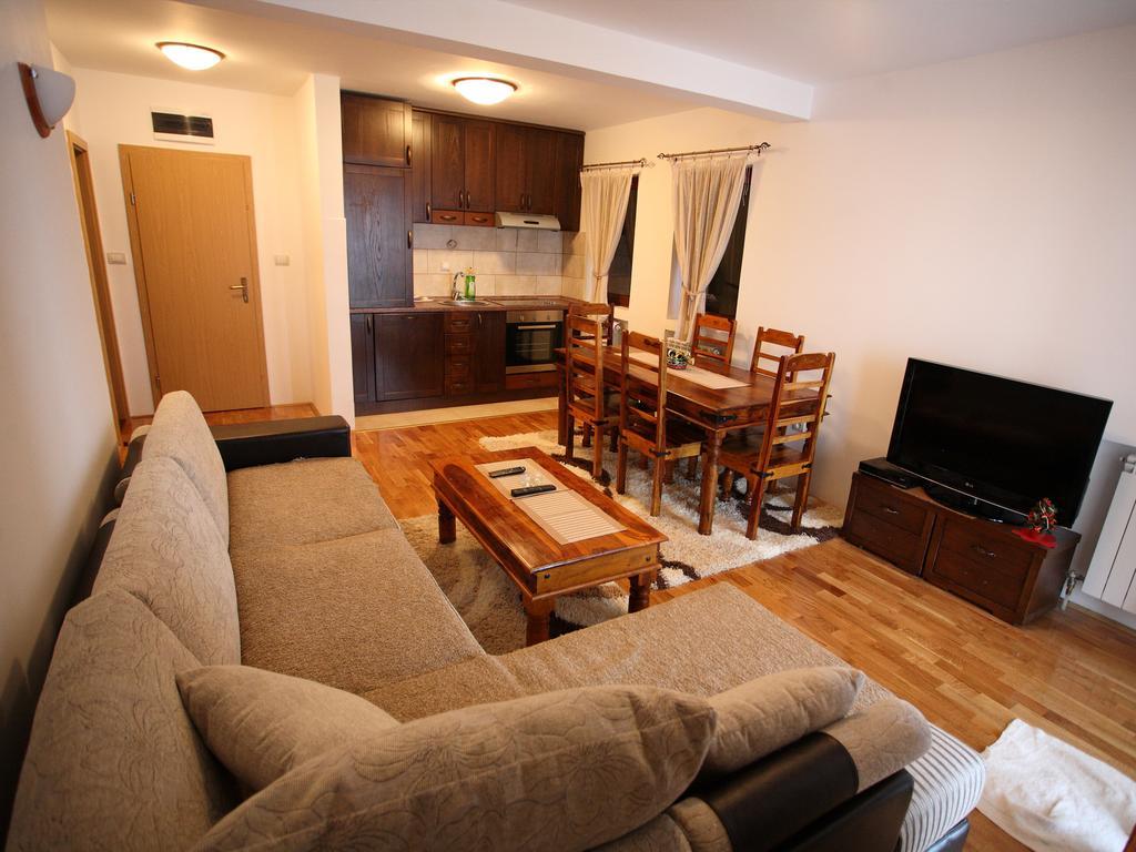 Family Apartments Žabljak Δωμάτιο φωτογραφία