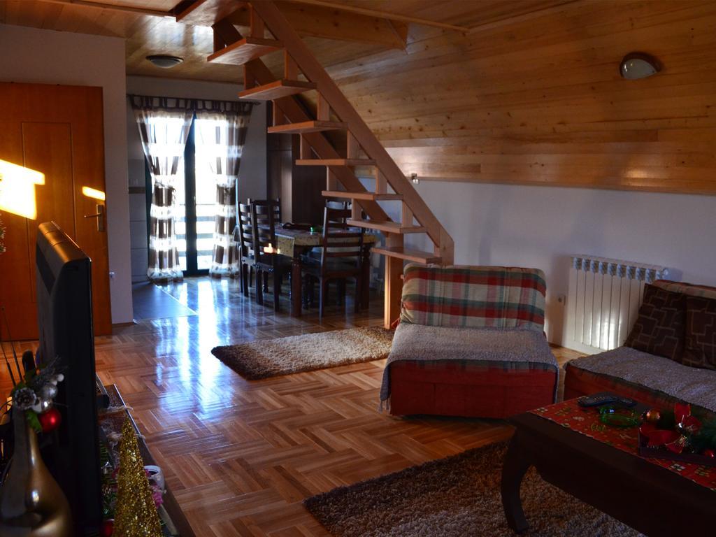 Family Apartments Žabljak Δωμάτιο φωτογραφία